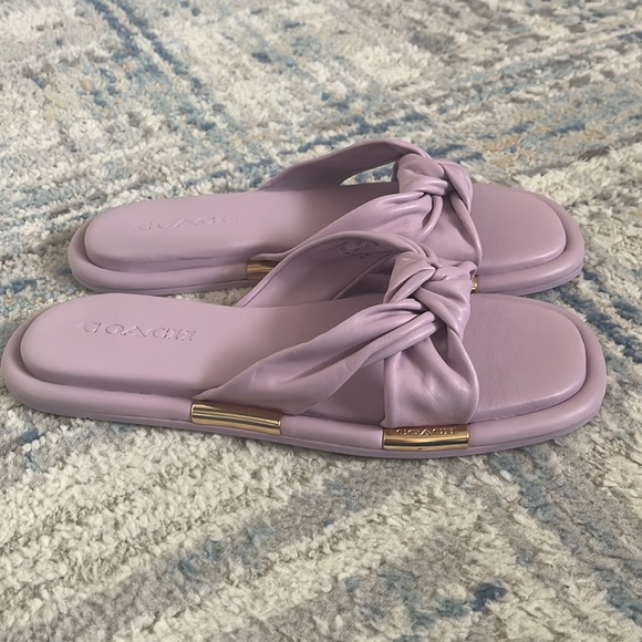 Coach Brooklyn Sandal. Lavender. NEW w/o tags. Size 9 - Picture 6 of 9